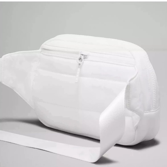 NWT Everywhere Belt Bag Large 2L Wunder Puff - Picture 5 of 8